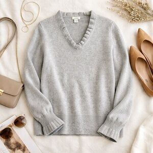 Sundance Gray 100% Cashmere V-Neck Sweater | Soft Quiet Luxury Knit